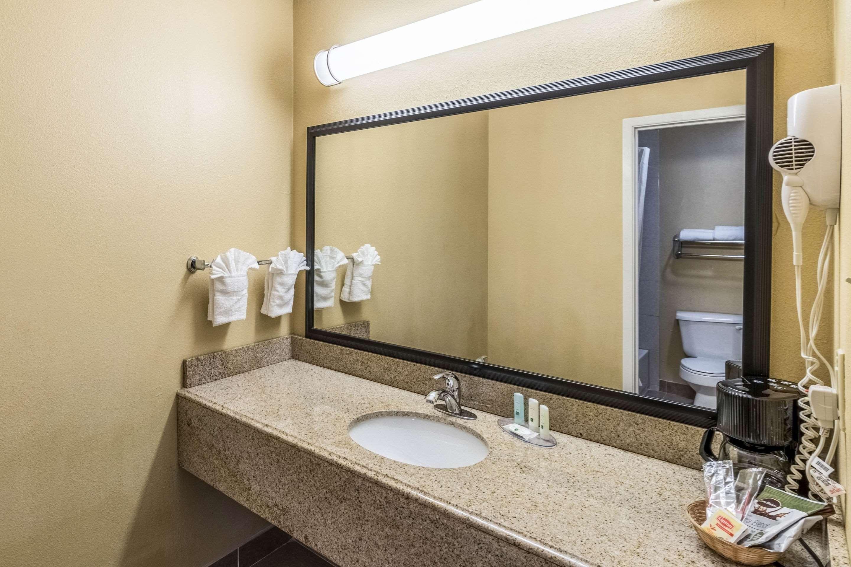 Quality Inn Corsicana Eksteriør bilde