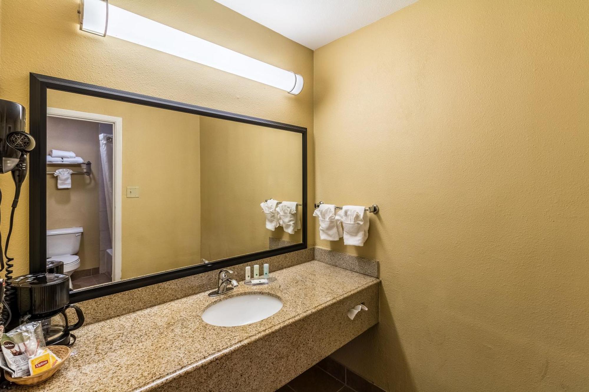 Quality Inn Corsicana Eksteriør bilde